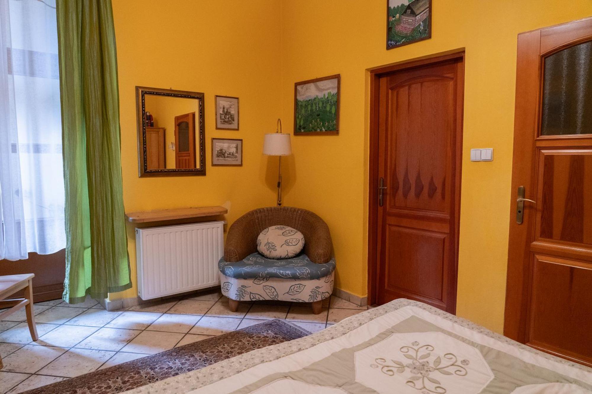 Kolory Guest House Красков Екстериор снимка